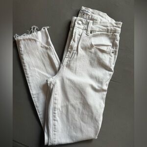 Good American White Always fits Good Legs Skinny Jeans size 4/27